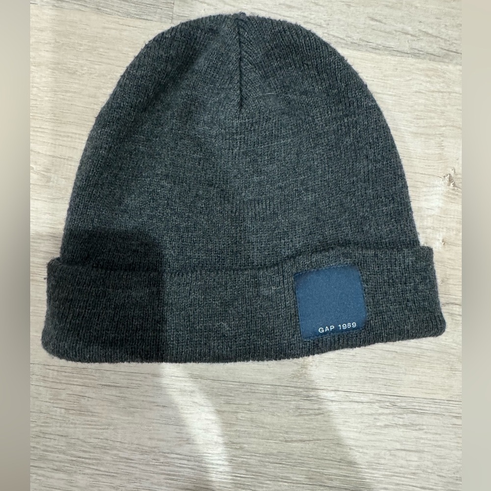 GAP 1969 Men's Dark Gray Knit Beanie